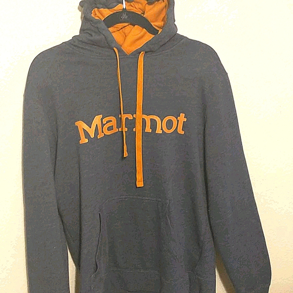 Light sweatshirt